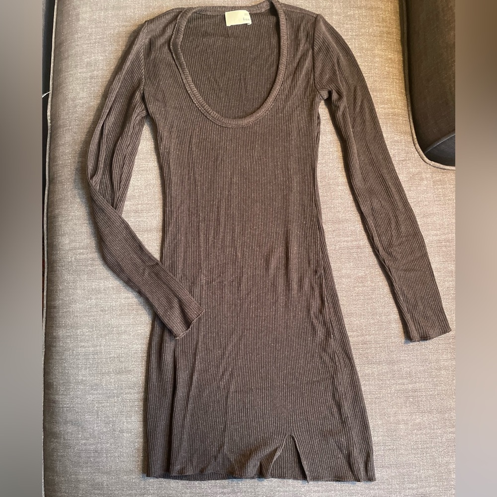 Aritzia Wilfred Free knit scoop neck Estella dress